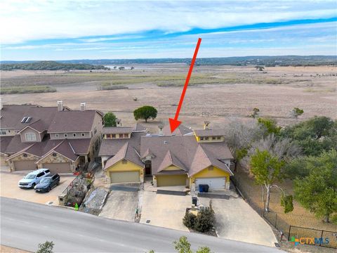 Photo of 952 Parkview Drive, Canyon Lake, TX 78133 (MLS # 603718)