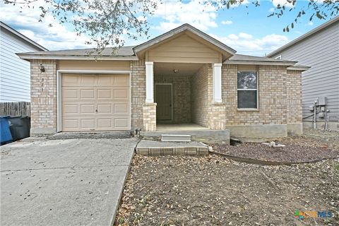 Photo of 371 Copper Mountain, New Braunfels, TX 78130 (MLS # 604372)