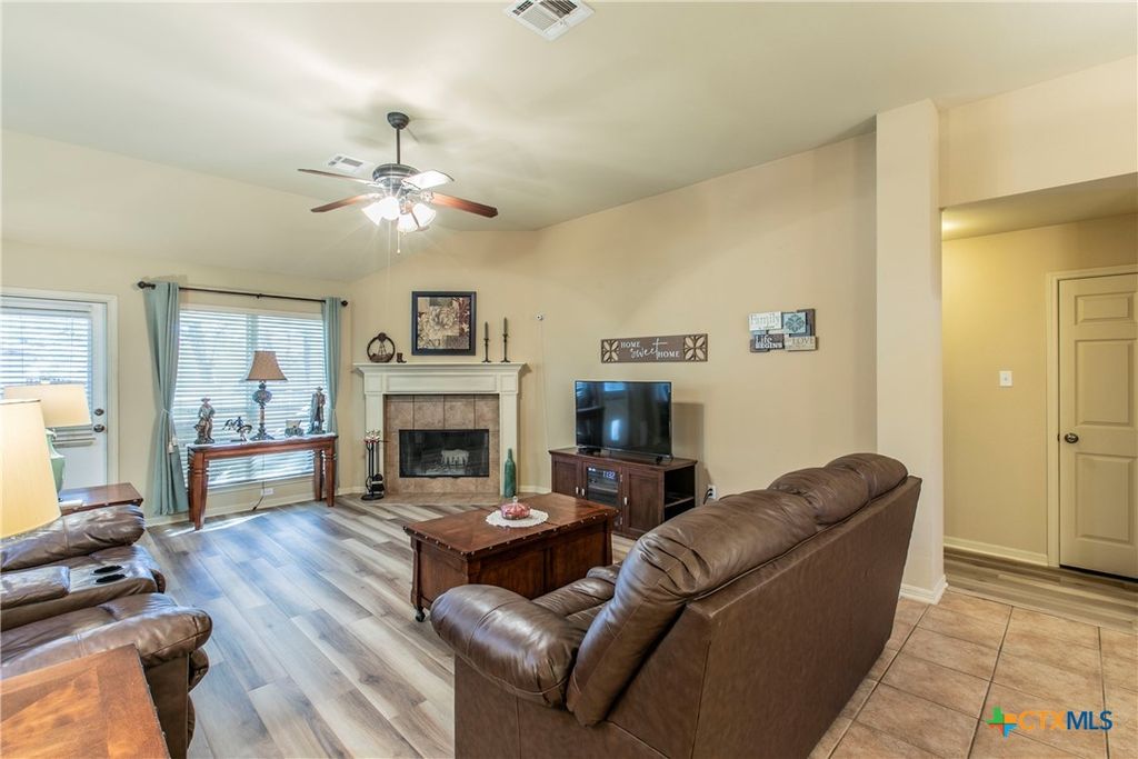 Photo of 5805 Butterfly Ct. Ct, Temple, TX 76502 (MLS # 610532)