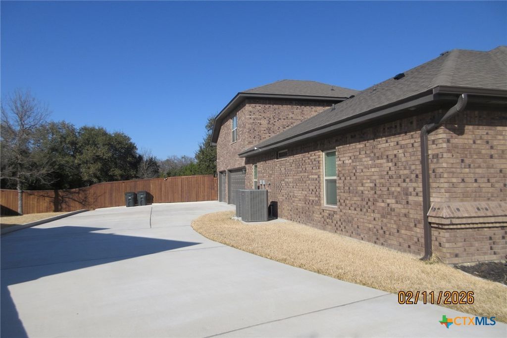 Photo of 7623 Palladium Loop, Killeen, TX 76542 (MLS # 610400)