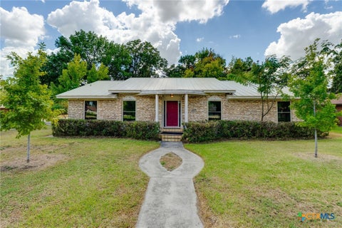 Photo of 704 Illinois Avenue, Killeen, TX 76541 (MLS # 626032)