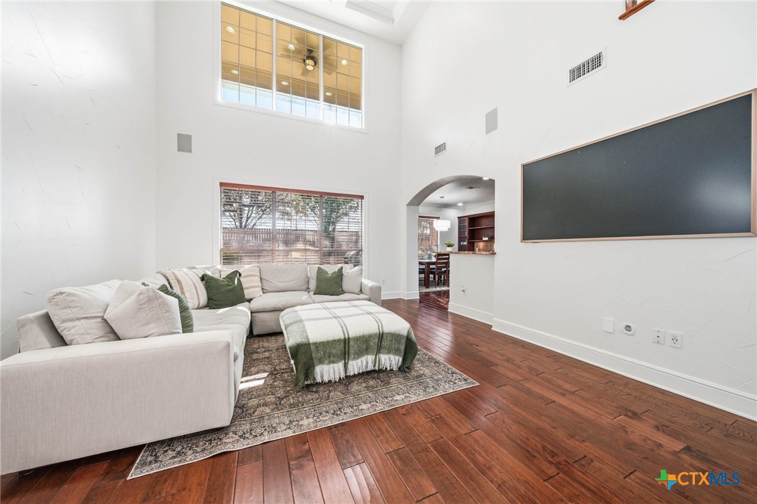 3107 Sweetwater Cove