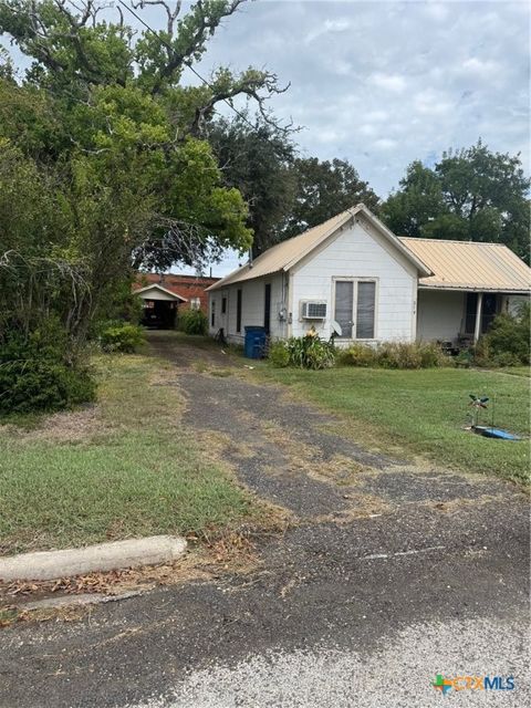 Photo of 210 N Guadalupe Street, Port Lavaca, TX 77979 (MLS # 595957)