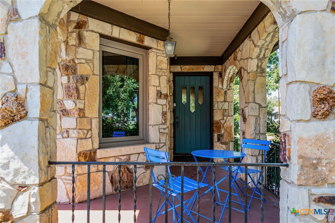 925 E Humphreys Street