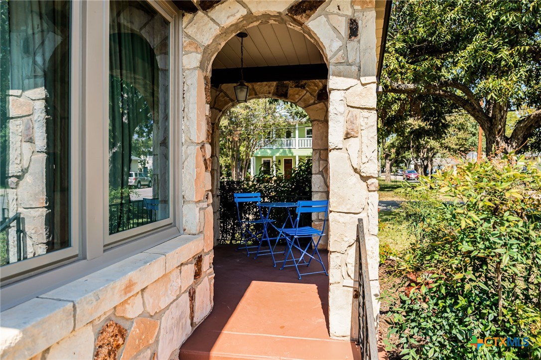 925 E Humphreys Street