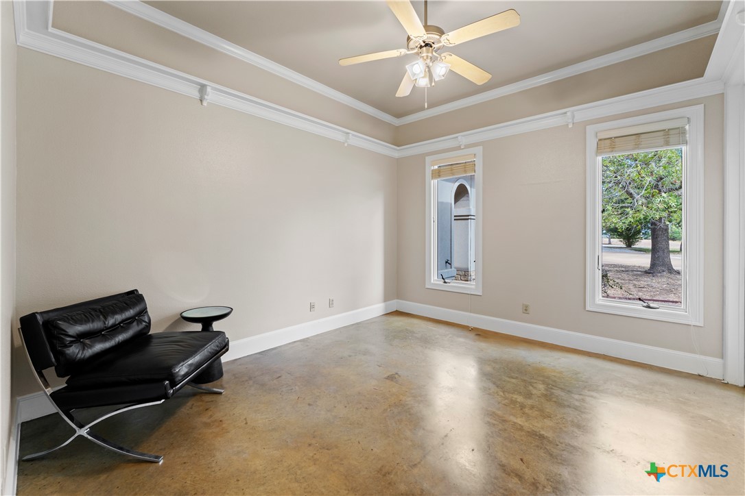 6529 Mountain View Drive
