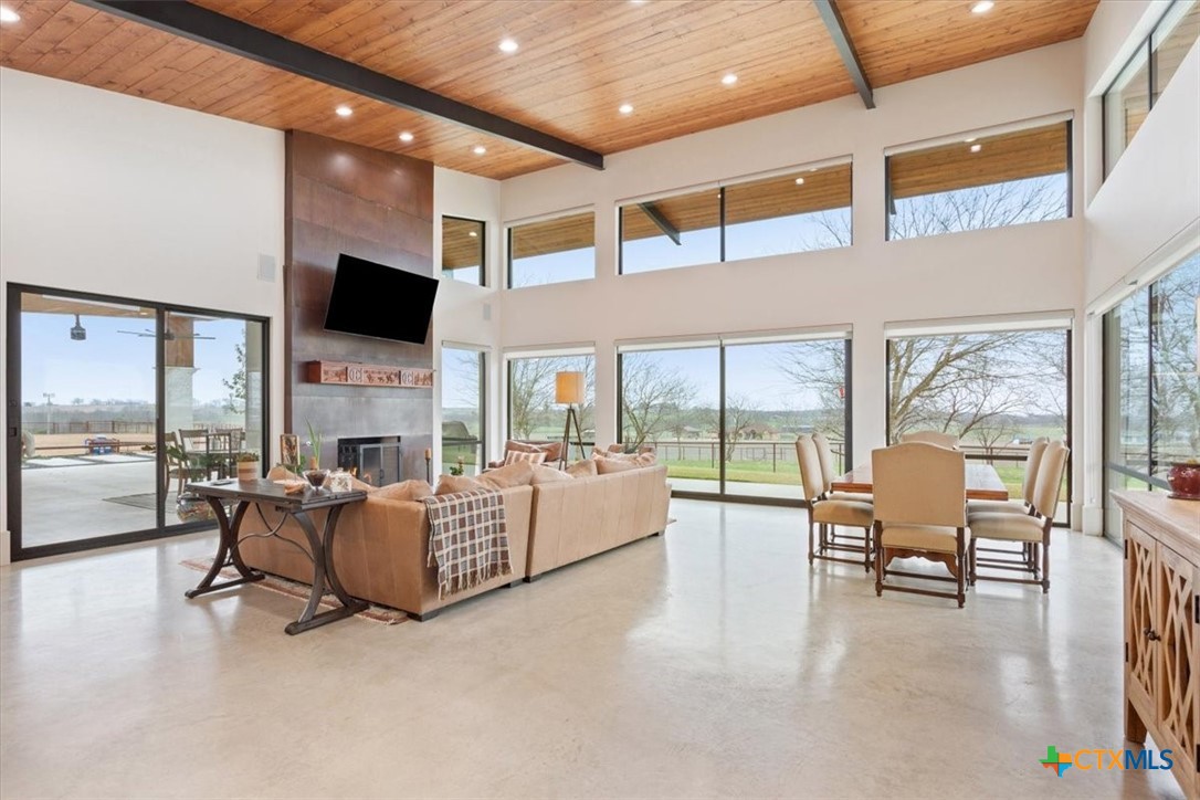 11579 Willow Grove Road