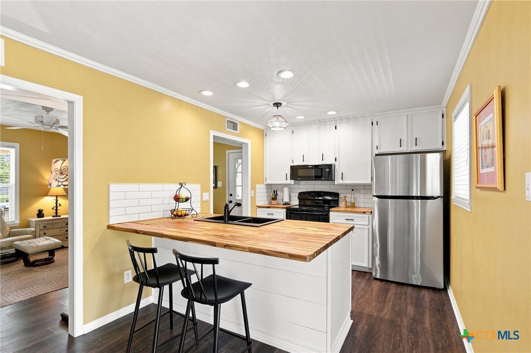 411 Dove Drive