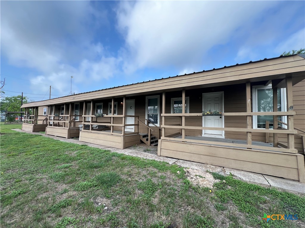 Photo 1 of 6 — 103 5th Street B, Seadrift, TX 77983