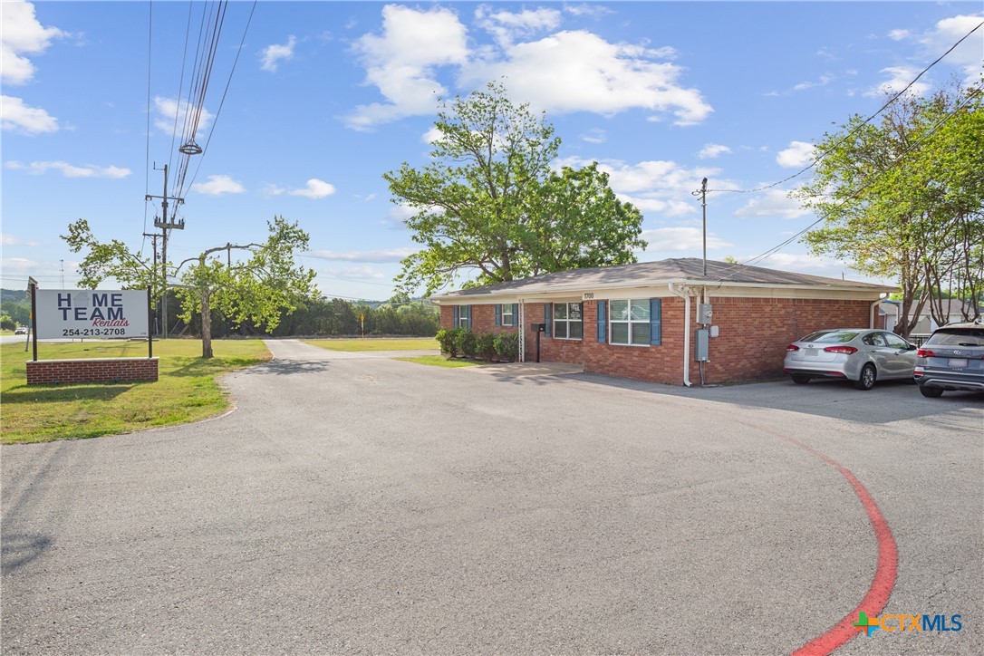 1700 E FM 2410 Road