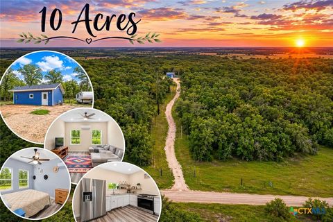 Photo of 868 County Road 405, Buckholts, TX 76518 (MLS # 616458)