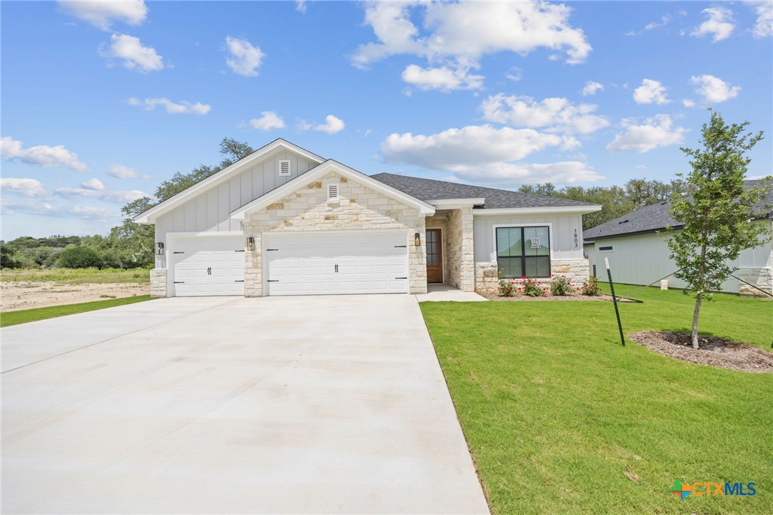 Photo 1 of 43 — 1803 Paint Horse Trail, Harker Heights, TX 76548