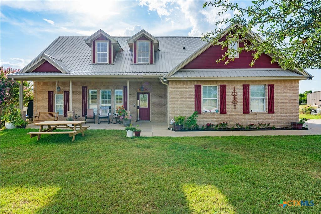 Photo of 9122 Stinnett Mill Road, Salado, TX 76571 (MLS # 622750)
