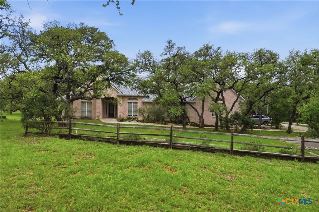 Photo of 1100 Appalachian Trail, San Marcos, TX 78666 (MLS # 611964)
