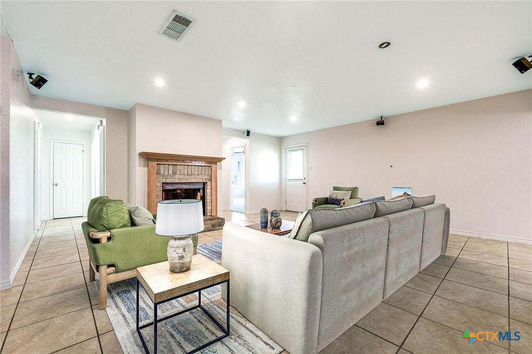 3809 Joshua Taylor Drive