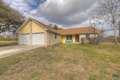Photo of 140 Baker Creek Loop, San Marcos, TX 78666 (MLS # 600510)