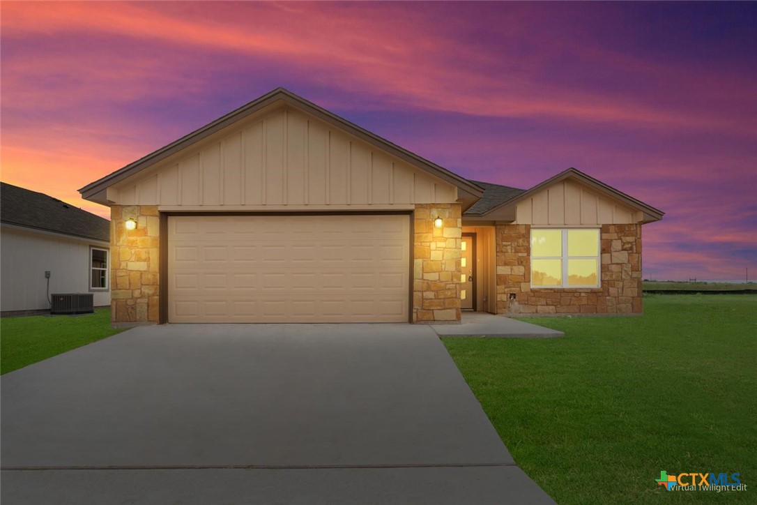 1102 Nacogdoches Drive