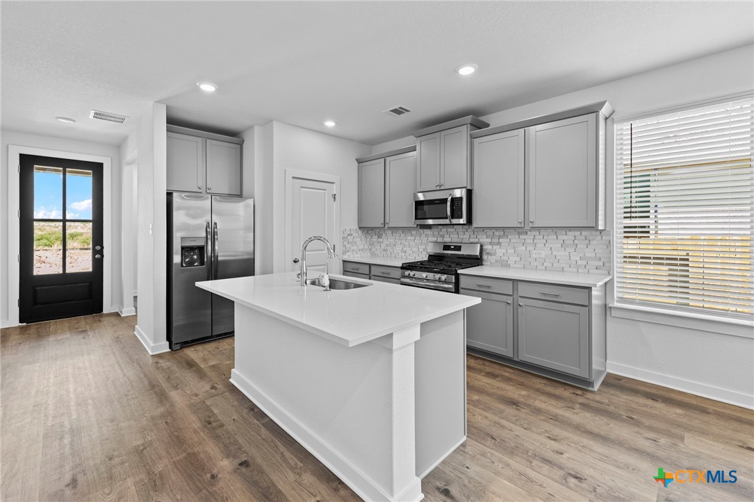 637 Salamander Street