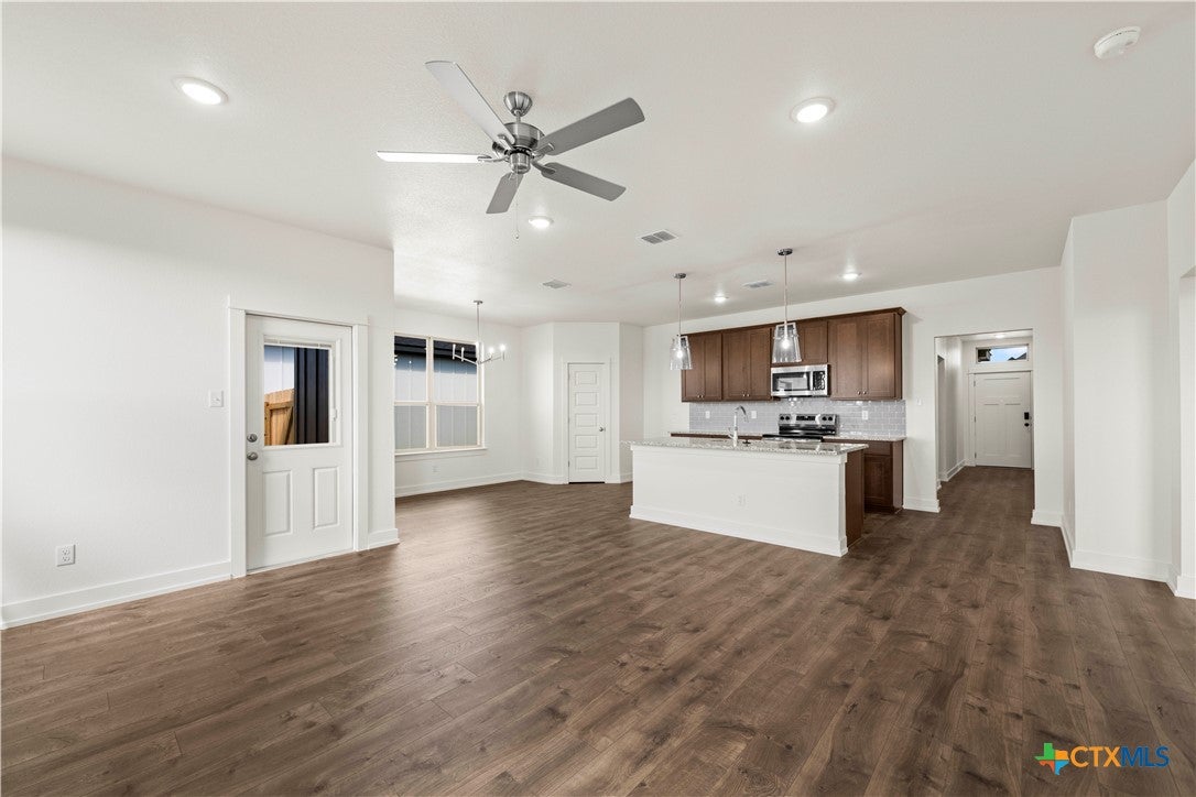 103 Grand Canyon Drive