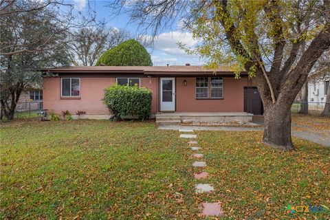 Photo of 1223 Meadow Drive, Killeen, TX 76549 (MLS # 600822)