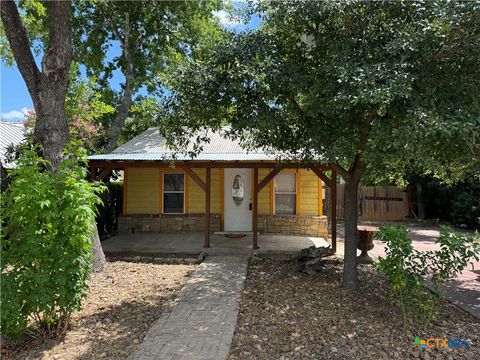 A home in New Braunfels