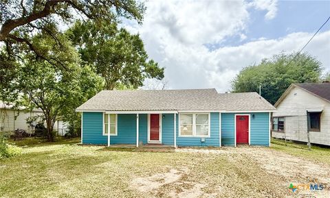 Photo of 607 S East Street, Edna, TX 77957 (MLS # 611050)