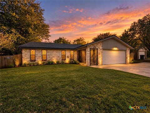 Photo of 112 Daffodil Drive, Killeen, TX 76542 (MLS # 628850)