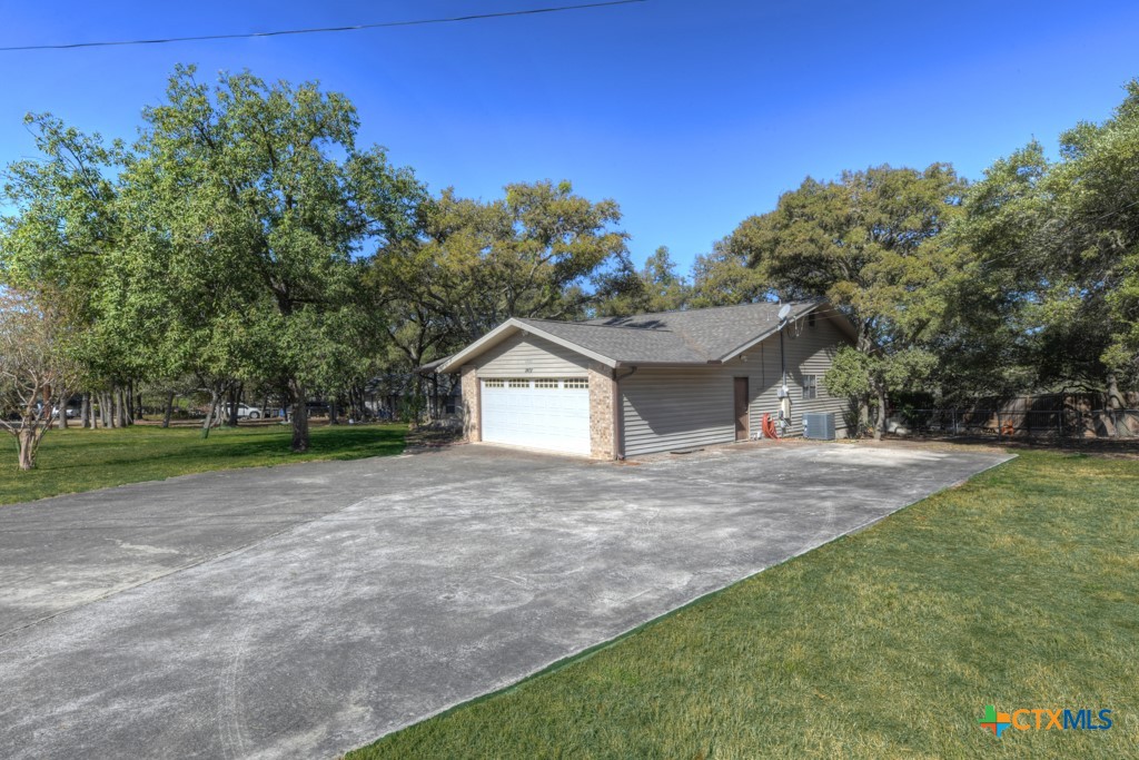 New Braunfels, Texas 78132, United States, 3 Bedrooms Bedrooms, ,3 BathroomsBathrooms,Residential,Pending,34049