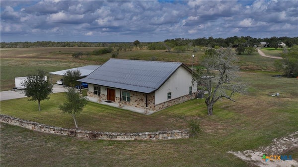 27 STEHLE RD, VICTORIA, TX 77905 - Image 149f2cd615f1344fe3c7b27dffd23f92/1971819731