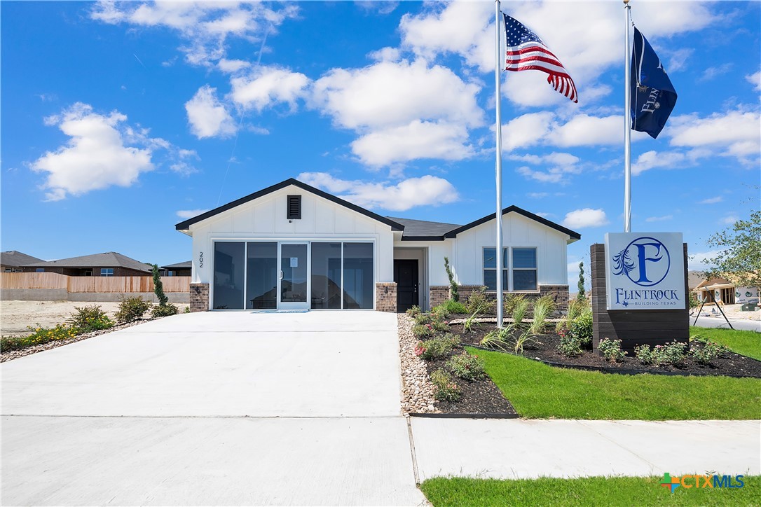 Photo 1 of 30 — 202 Great Hills Drive, Copperas Cove, TX 76522