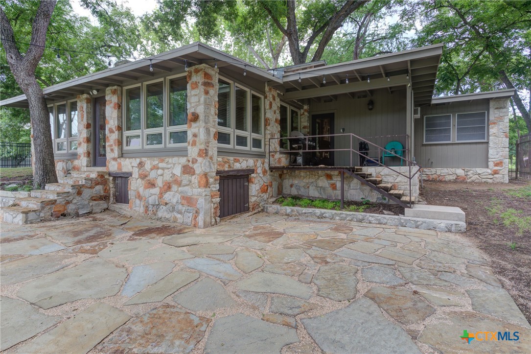 New Braunfels, Texas 78130, United States, 1 Bedroom Bedrooms, ,1 BathroomBathrooms,Residential,Pending,52050