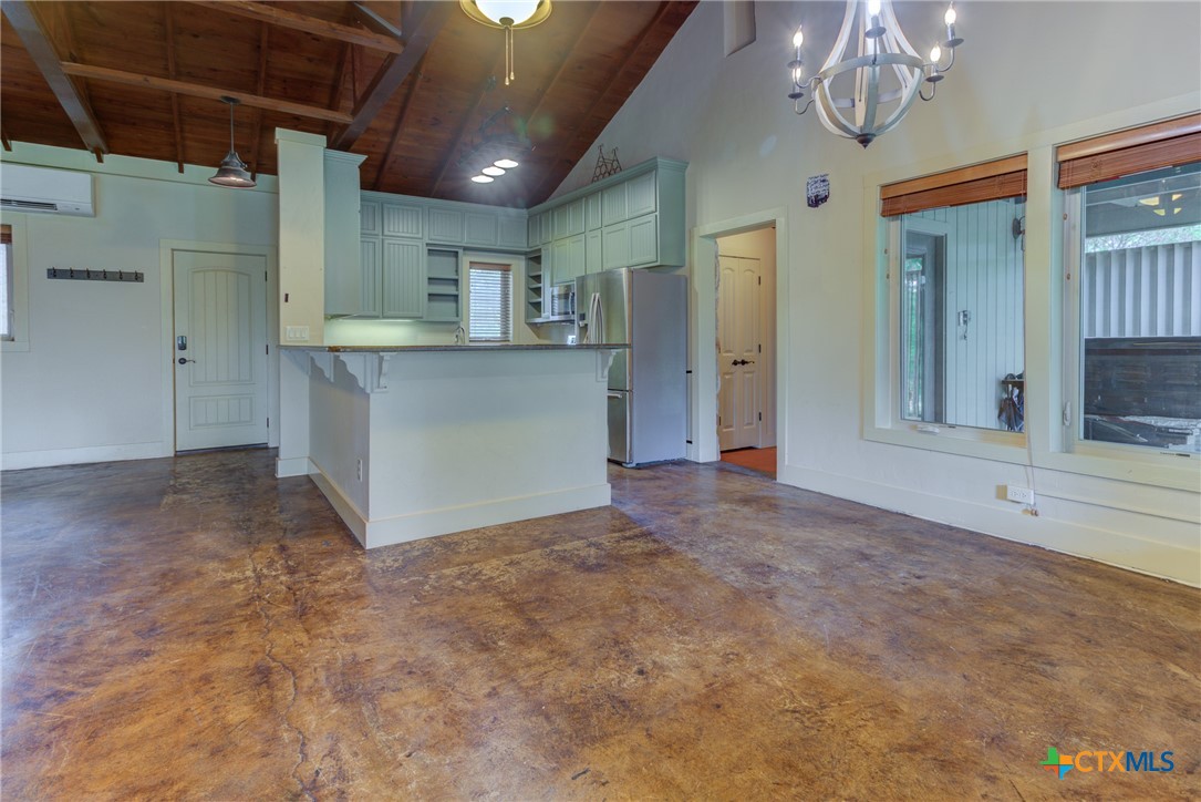 New Braunfels, Texas 78130, United States, 1 Bedroom Bedrooms, ,1 BathroomBathrooms,Residential,Pending,52050