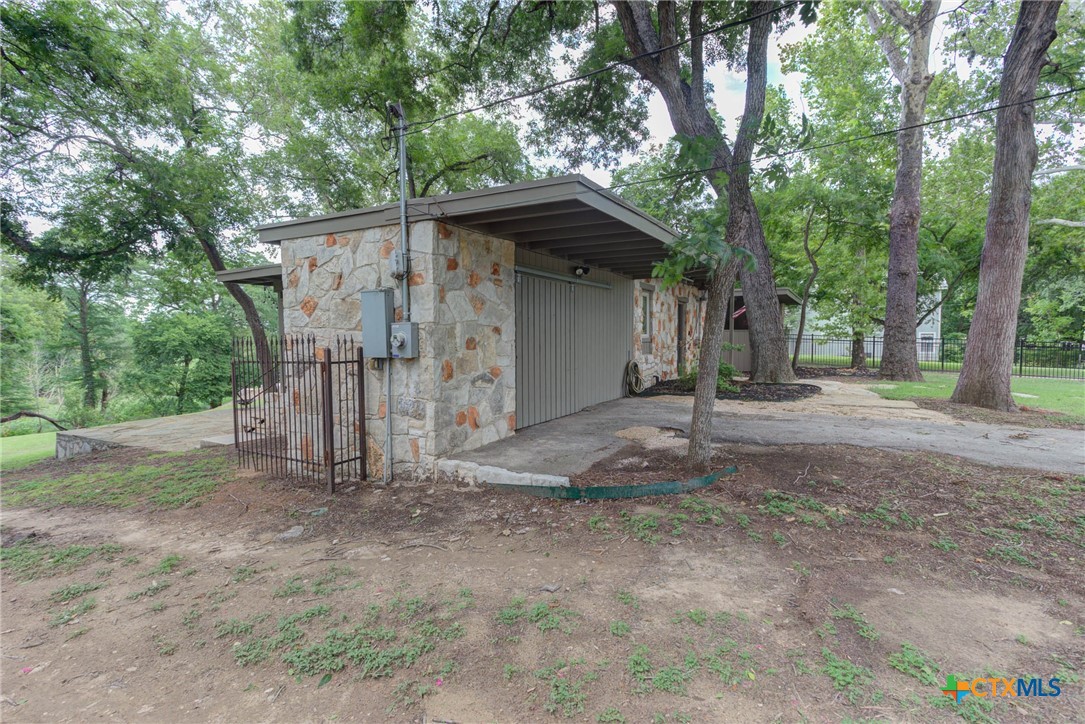 New Braunfels, Texas 78130, United States, 1 Bedroom Bedrooms, ,1 BathroomBathrooms,Residential,Pending,52050