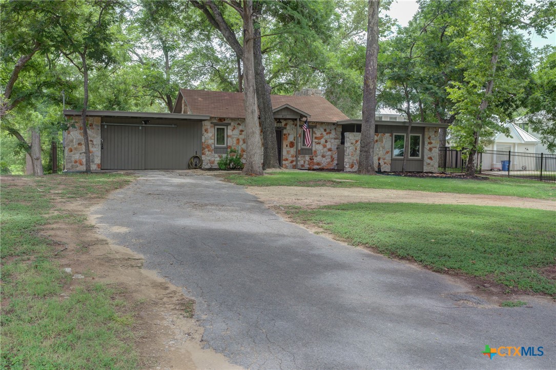 New Braunfels, Texas 78130, United States, 1 Bedroom Bedrooms, ,1 BathroomBathrooms,Residential,Pending,52050