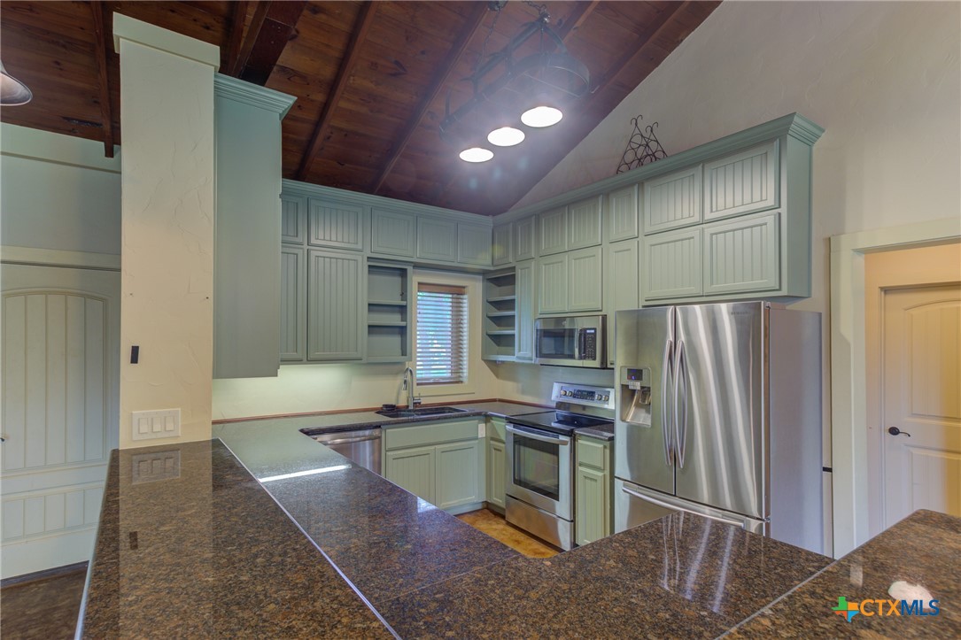 New Braunfels, Texas 78130, United States, 1 Bedroom Bedrooms, ,1 BathroomBathrooms,Residential,Pending,52050