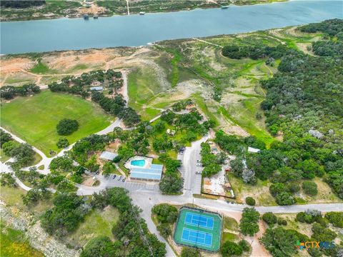 A home in Lago Vista