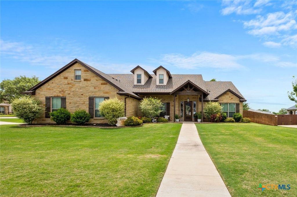 Photo of 8324 Cates Creek Drive, Salado, TX 76571 (MLS # 610608)