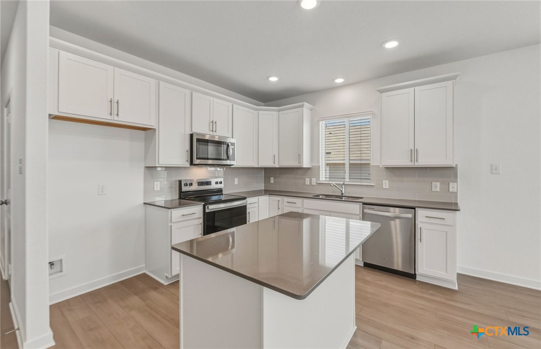 1507 Sky Vista Drive
