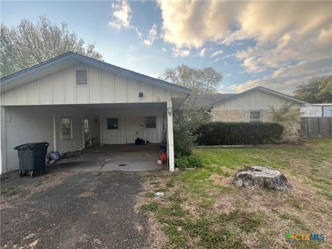 Photo of 709 Pheasant Drive, Victoria, TX 77905 (MLS # 599913)