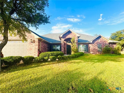 Photo of 612 River Oaks Drive, Gatesville, TX 76528 (MLS # 626008)