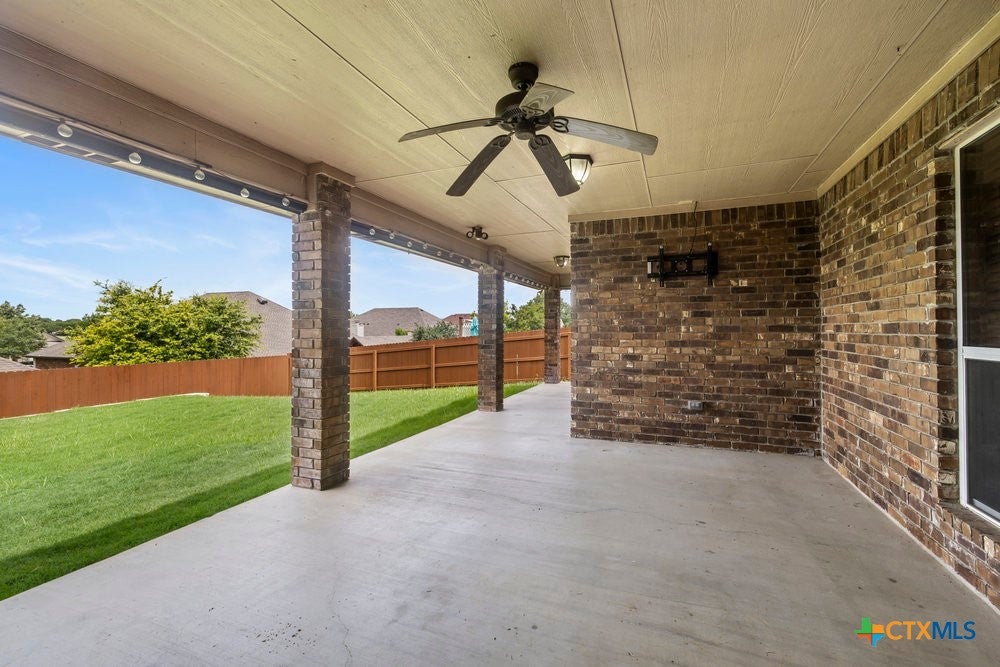 Photo of 1722 Shadow Canyon Drive, Temple, TX 76502 (MLS # 628103)