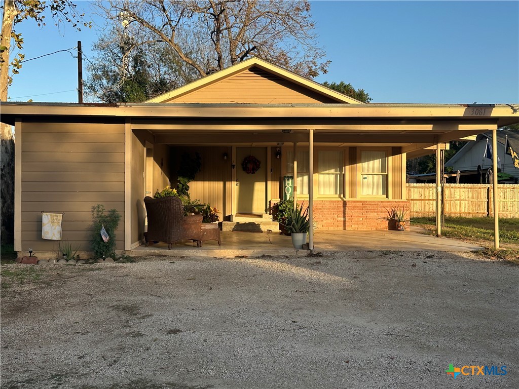 3081 S Stockdale Hwy. Street