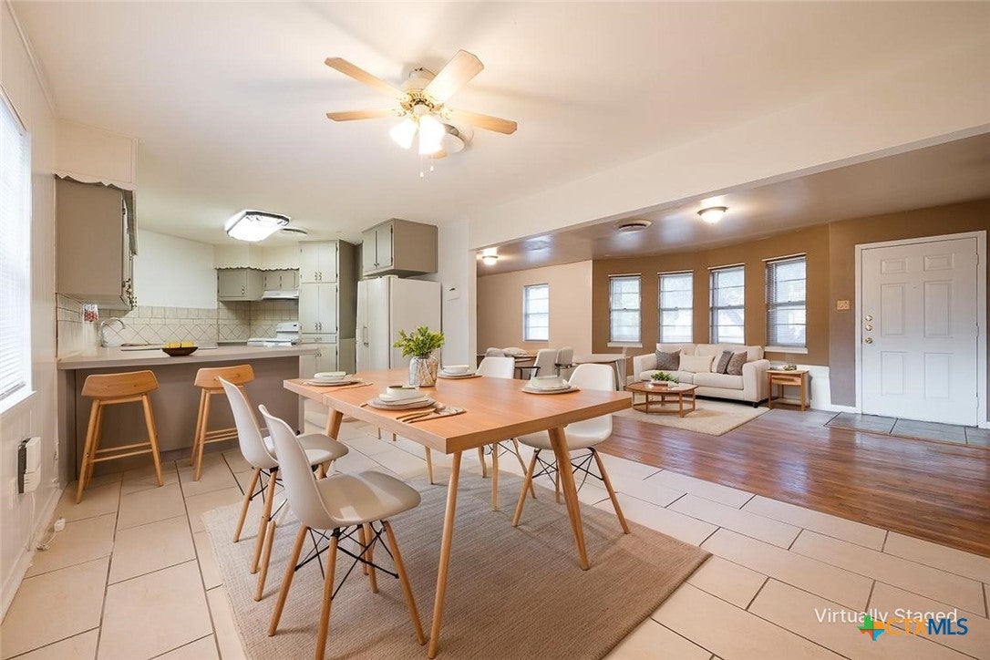 2602 Live Oak Drive