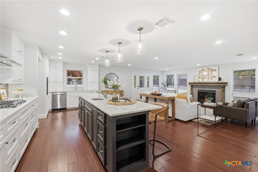 304 Hub Drive