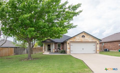 Photo of 2314 Carriage House Drive, Temple, TX 76502 (MLS # 609355)