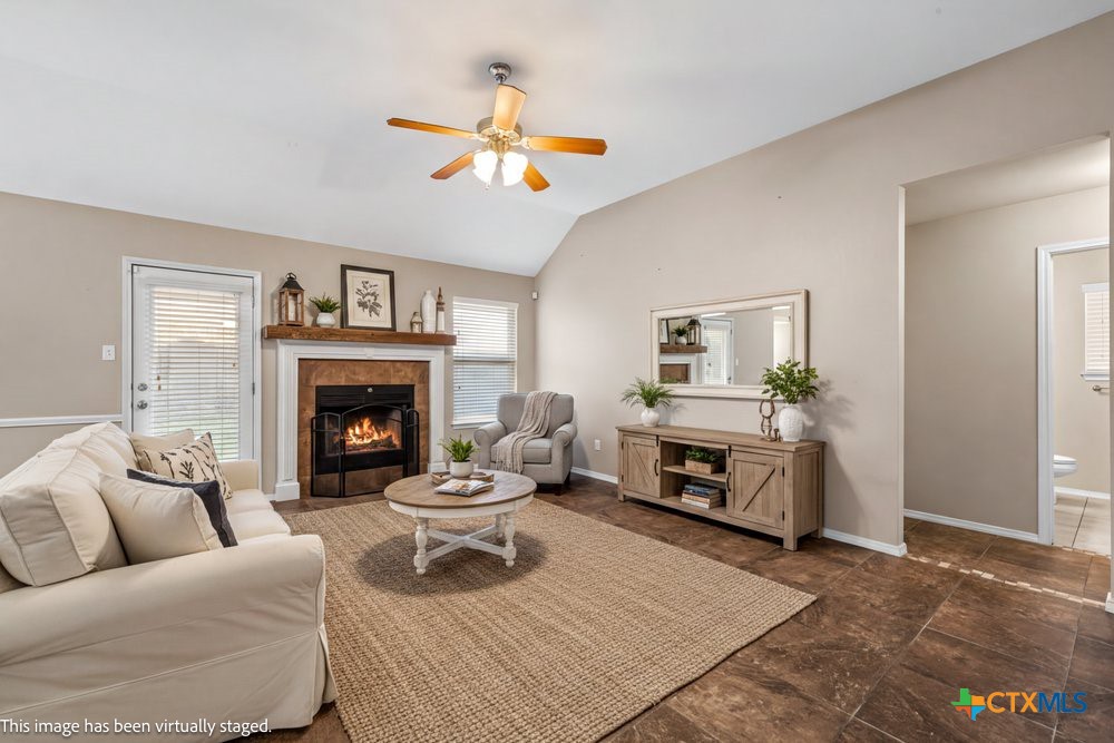 7621 Amber Meadow Loop