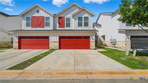 Photo of 223 Sapphire Drive, New Braunfels, TX 78130 (MLS # 600610)