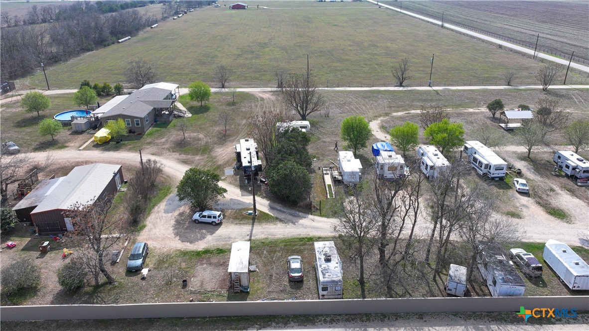 501, 505, 509 Lakeview Trail