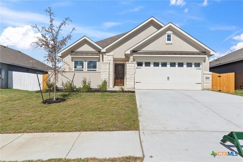 Photo of 814 Waylon Circle, Killeen, TX 76542 (MLS # 599573)