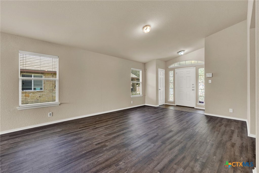 Photo of 566 Briggs Drive, New Braunfels, TX 78130 (MLS # 627700)